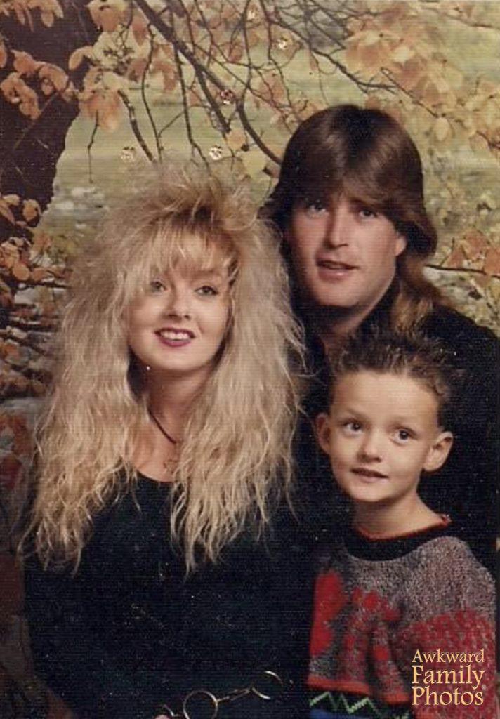 https://s3.awkwardfamilyphotos.com/wp-content/uploads/2018/11/05165825/Screen-Shot-2018-11-05-at-1.27.50-PM-712x1024.jpg