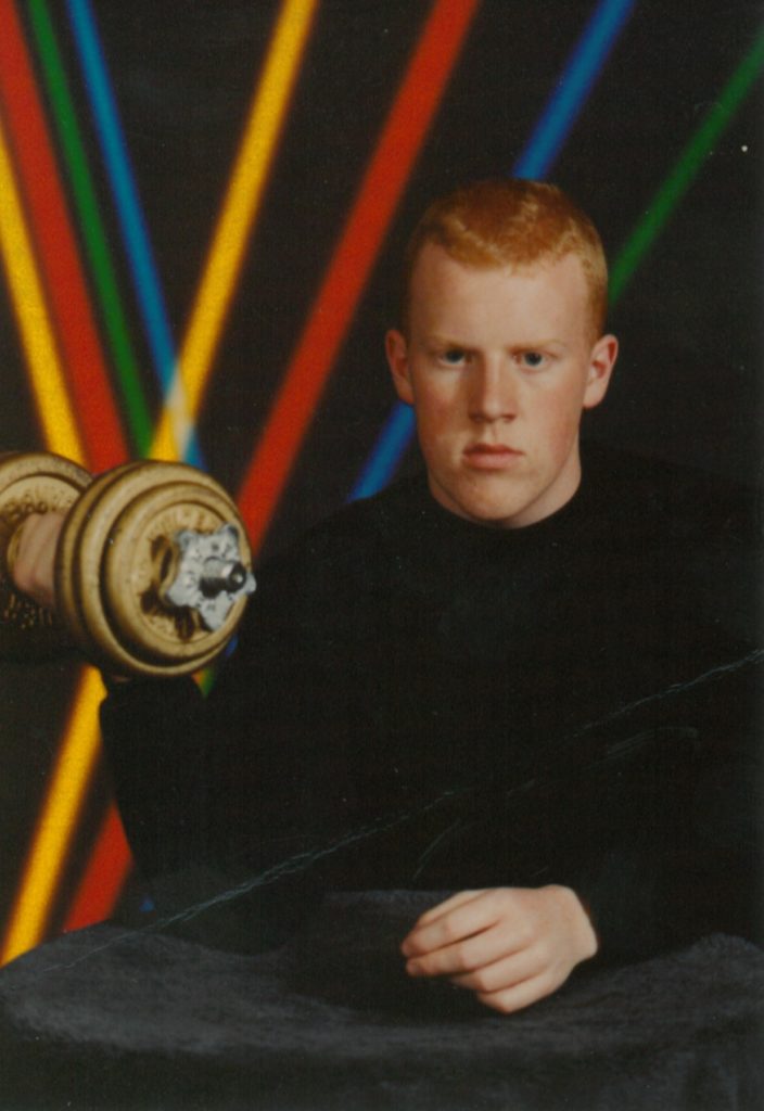 3229 C - AwkwardFamilyPhotos.com